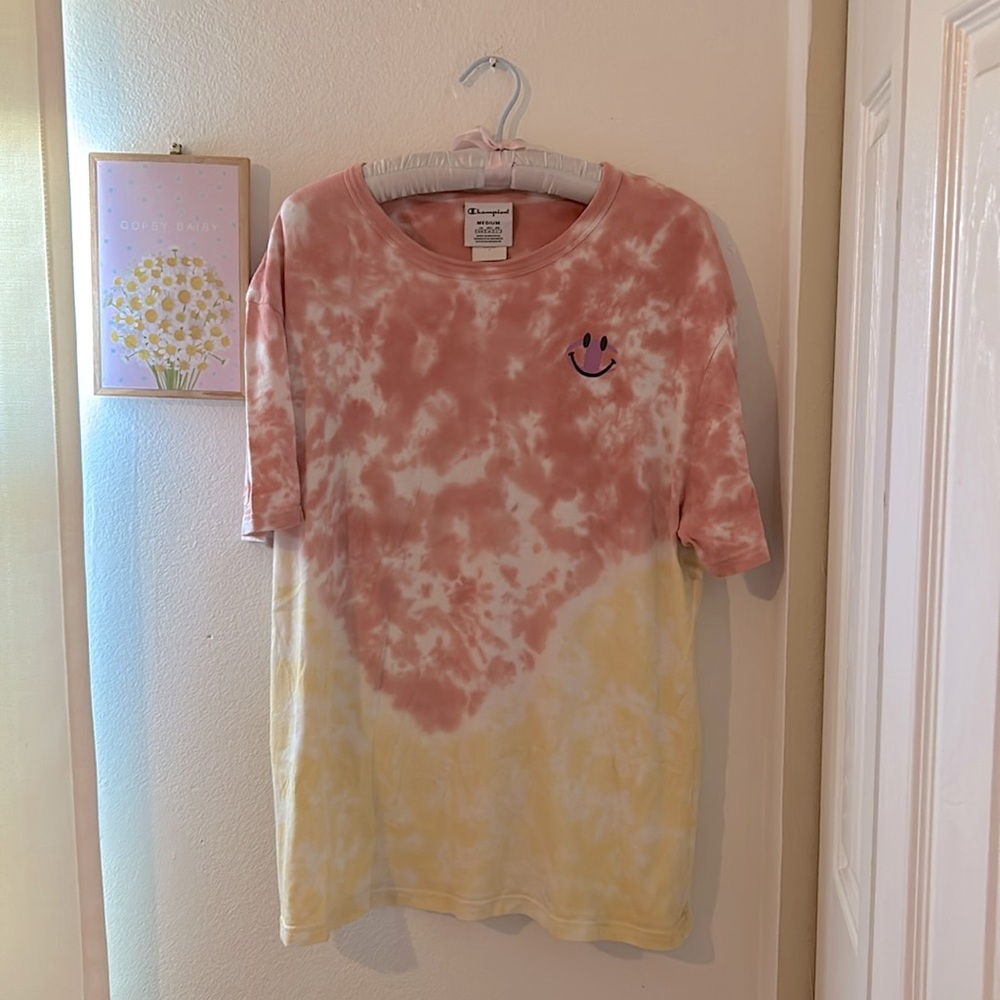 Champion t-shirt